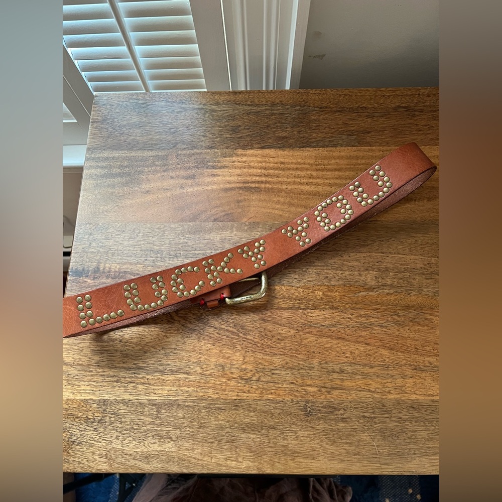 Americas favorite Lucky Brand Women’s Brown Leather Belt 32” Vintage